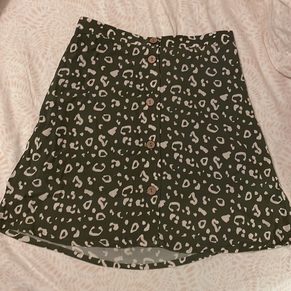 Olive Figary Mini Skirt - Picture 2 of 2